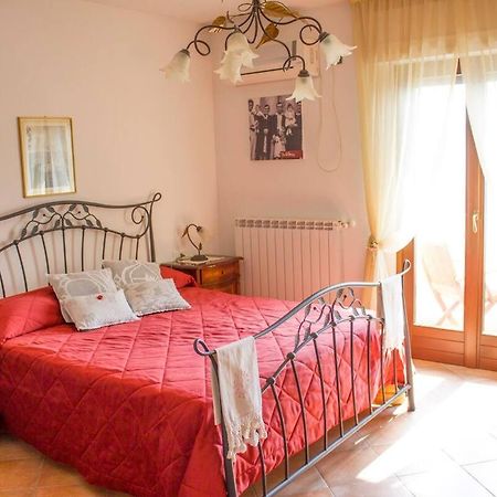 B&B "Za' Vittoria"#Lagodibomba Kültér fotó
