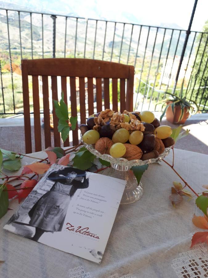 B&B "Za' Vittoria"#Lagodibomba Kültér fotó