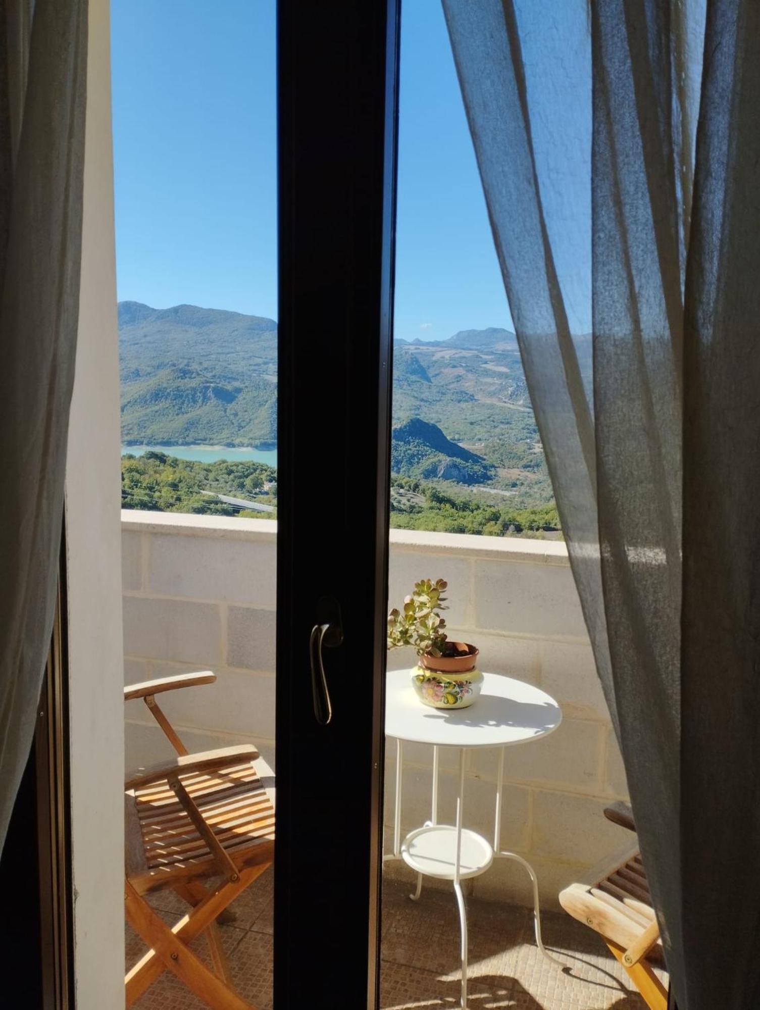 B&B "Za' Vittoria"#Lagodibomba Kültér fotó